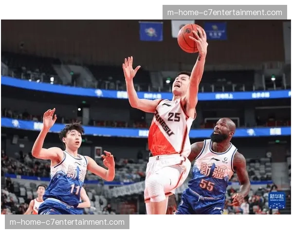 浙江61比59险胜新疆 球队扭转赛季初不利局面 浙江61比59险胜新疆 球队扭转赛季初不利局面